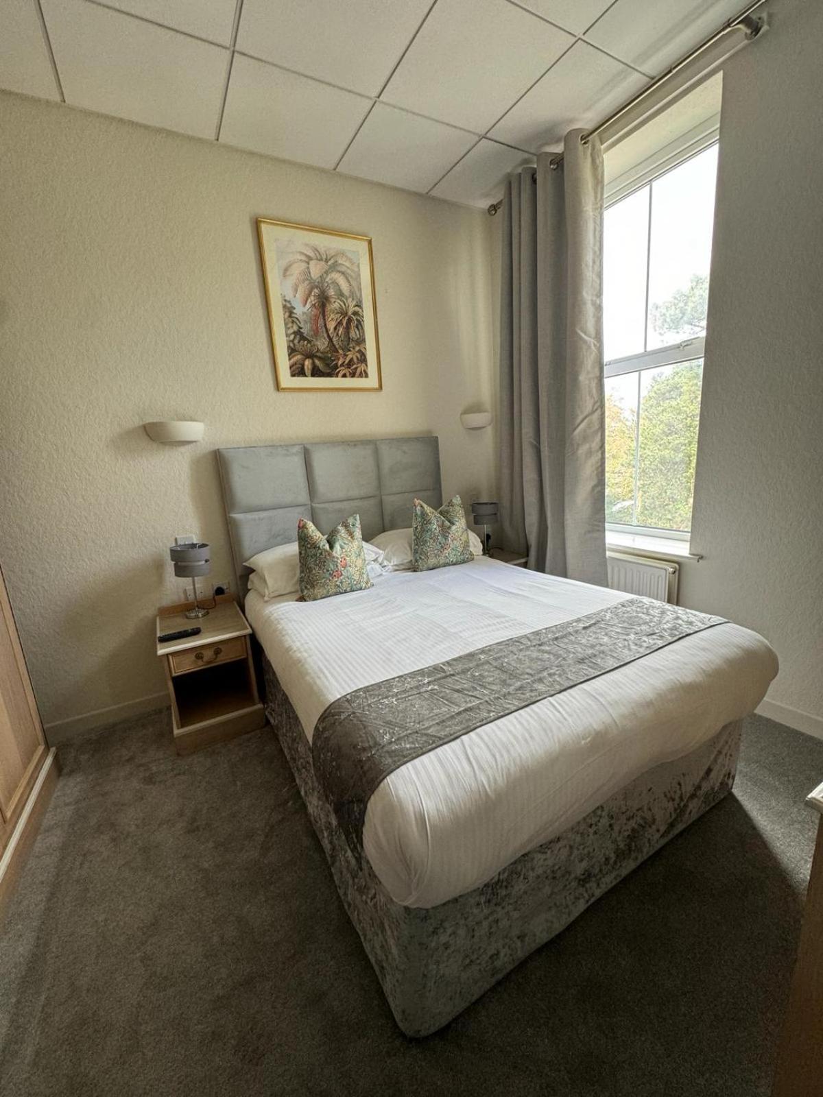 The Mayfair Hotel Bournemouth Esterno foto
